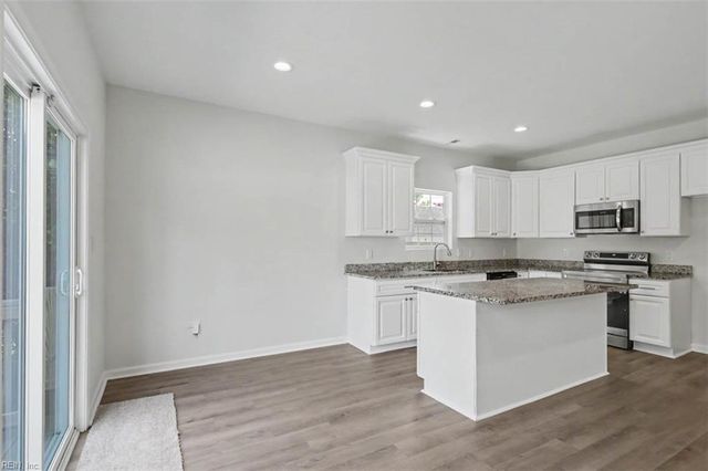 418 Wine ST, Hampton, VA 23669