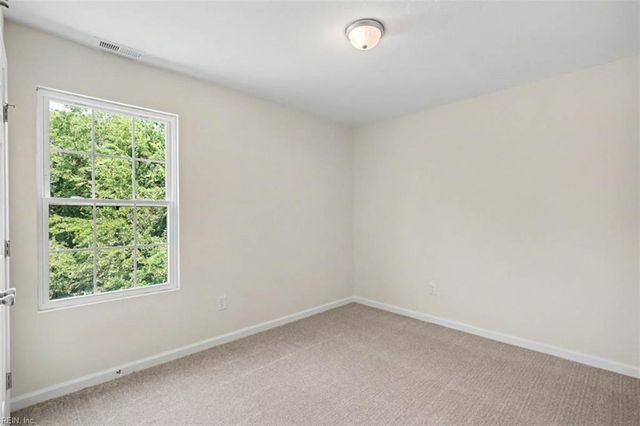 418 Wine ST, Hampton, VA 23669