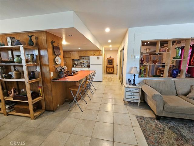57492 Onaga Trail, Yucca Valley, CA 92284