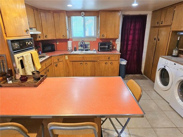 57492 Onaga Trail, Yucca Valley, CA 92284