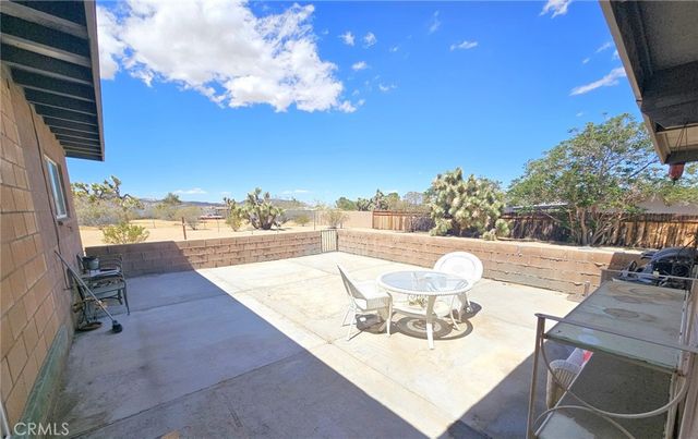 57492 Onaga Trail, Yucca Valley, CA 92284