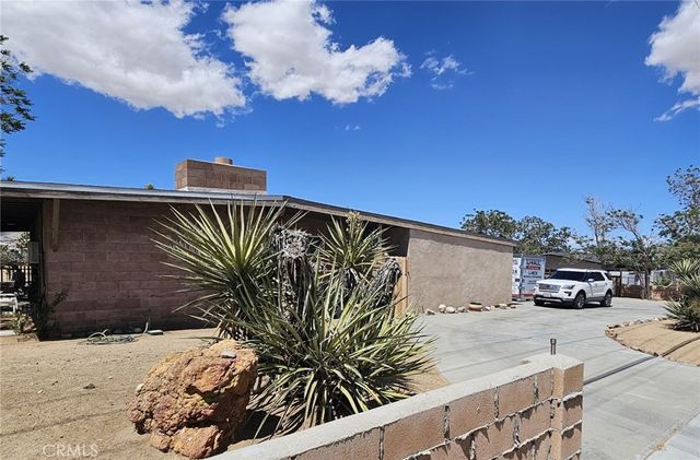 57492 Onaga Trail, Yucca Valley, CA 92284