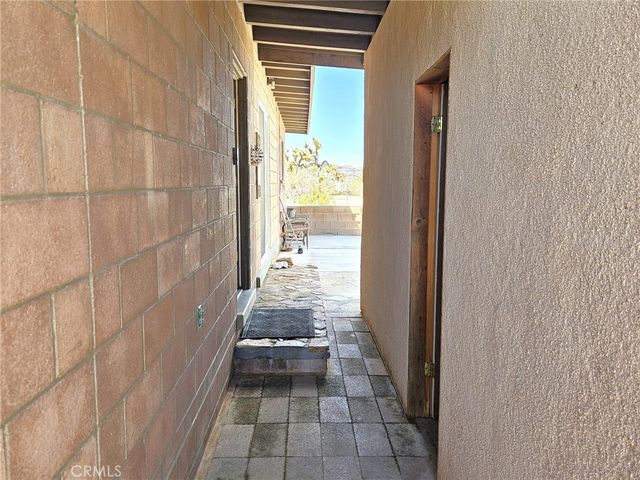 57492 Onaga Trail, Yucca Valley, CA 92284