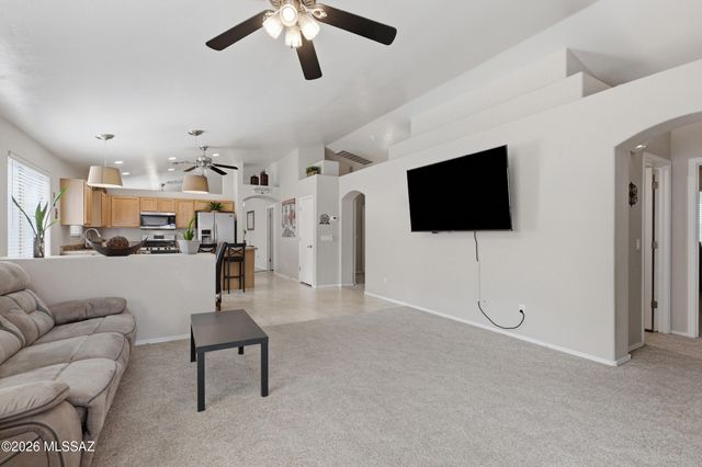 1370 W Calle Rio Lobo, Tucson, AZ 85714