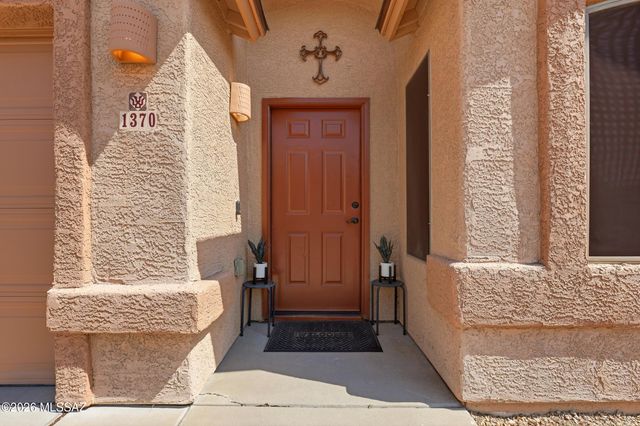 1370 W Calle Rio Lobo, Tucson, AZ 85714