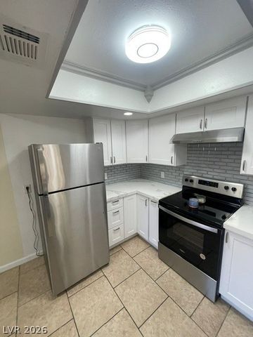 4720 Obannon Drive B, Las Vegas, NV 89102
