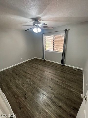 4720 Obannon Drive B, Las Vegas, NV 89102