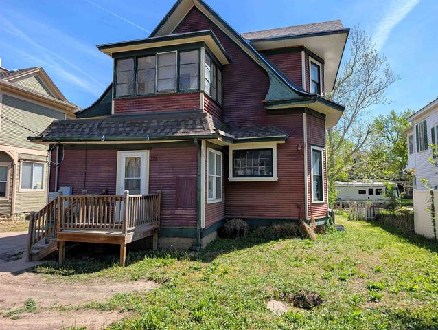 502 S 8th St, Salina, KS 67401