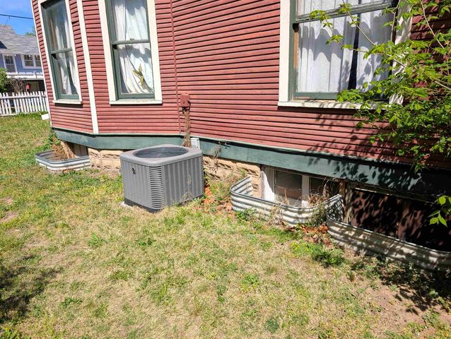 502 S 8th St, Salina, KS 67401