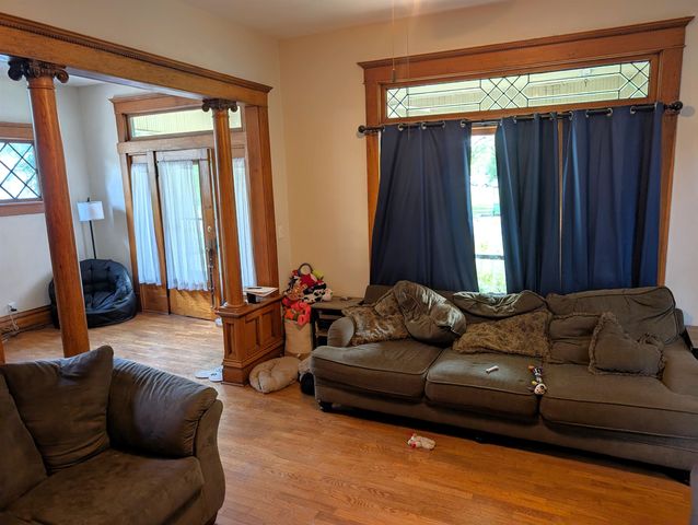 502 S 8th St, Salina, KS 67401