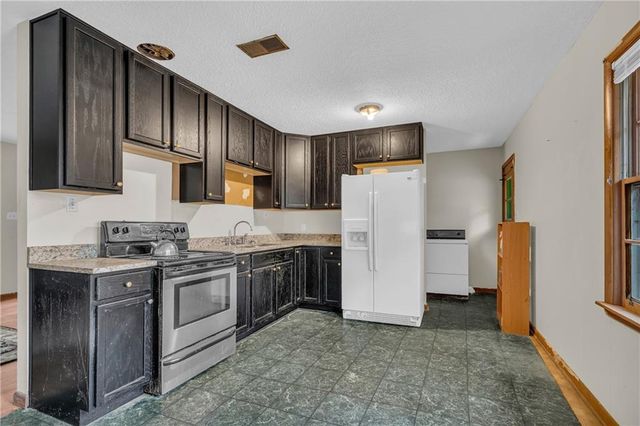 91 Almetie Drive, Toccoa, GA 30577