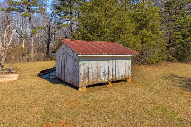 91 Almetie Drive, Toccoa, GA 30577