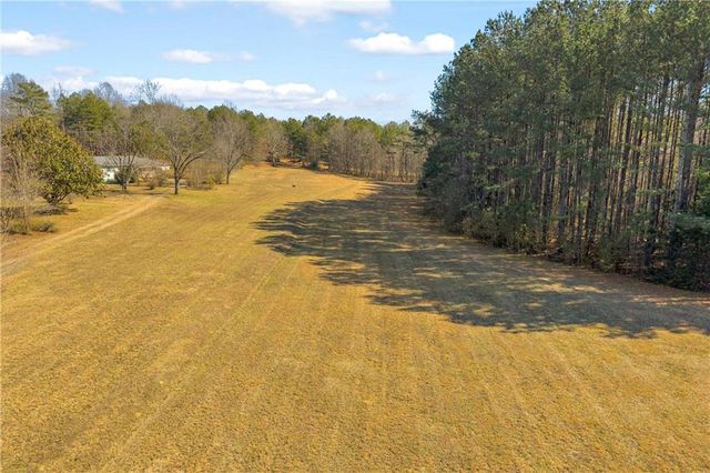 91 Almetie Drive, Toccoa, GA 30577