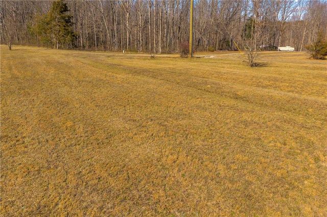 91 Almetie Drive, Toccoa, GA 30577