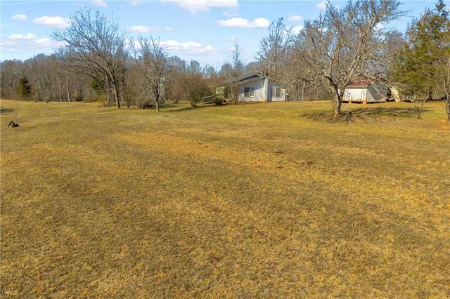 91 Almetie Drive, Toccoa, GA 30577