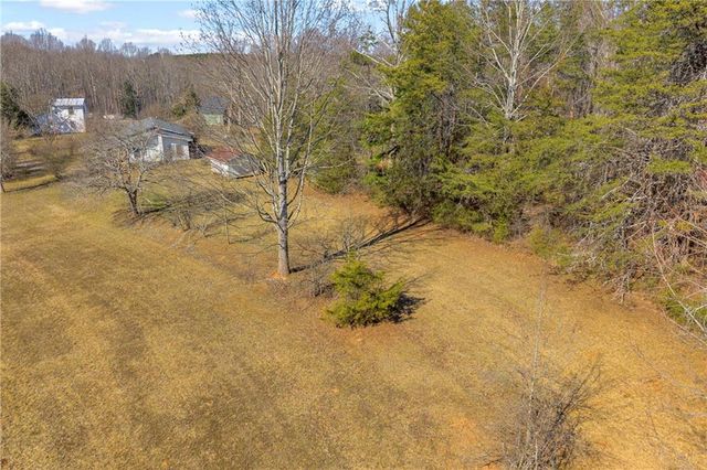 91 Almetie Drive, Toccoa, GA 30577