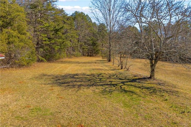 91 Almetie Drive, Toccoa, GA 30577