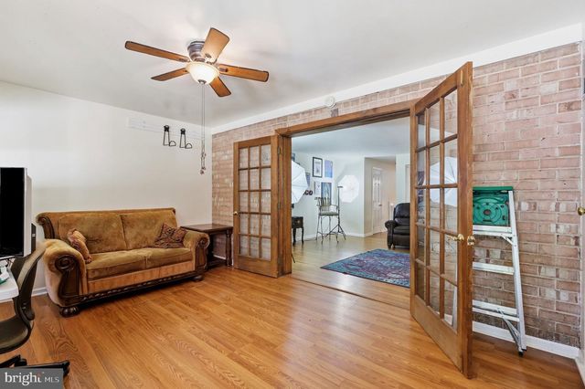 17 CONSTITUTION AVE, Doylestown, PA 18901