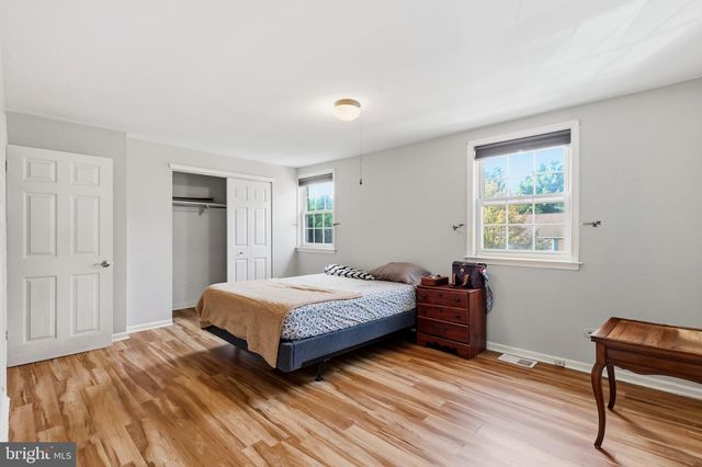 17 CONSTITUTION AVE, Doylestown, PA 18901