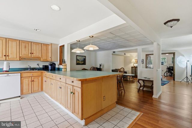 17 CONSTITUTION AVE, Doylestown, PA 18901