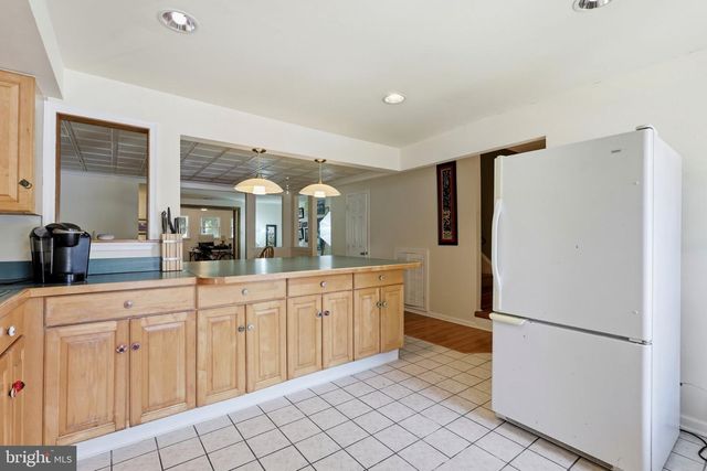 17 CONSTITUTION AVE, Doylestown, PA 18901
