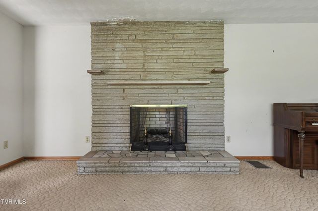 1811 Moore Avenue, Greeneville, TN 37745