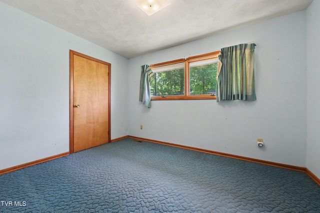 1811 Moore Avenue, Greeneville, TN 37745