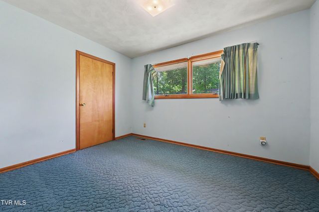 1811 Moore Avenue, Greeneville, TN 37745