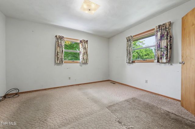 1811 Moore Avenue, Greeneville, TN 37745