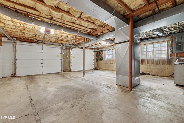 1811 Moore Avenue, Greeneville, TN 37745