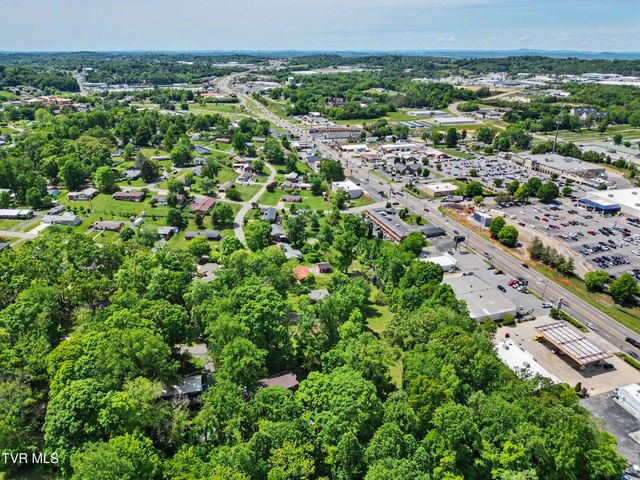 1811 Moore Avenue, Greeneville, TN 37745
