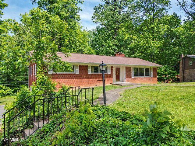1811 Moore Avenue, Greeneville, TN 37745