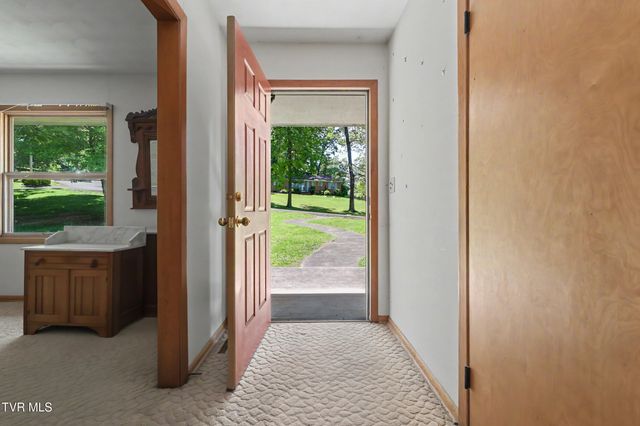 1811 Moore Avenue, Greeneville, TN 37745