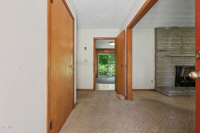 1811 Moore Avenue, Greeneville, TN 37745