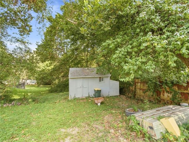 6509 River Road, Pleasant Valley, MO 64068