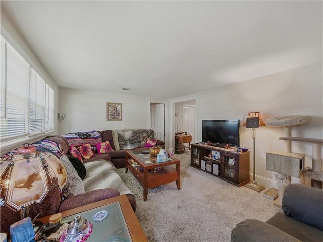 6509 River Road, Pleasant Valley, MO 64068