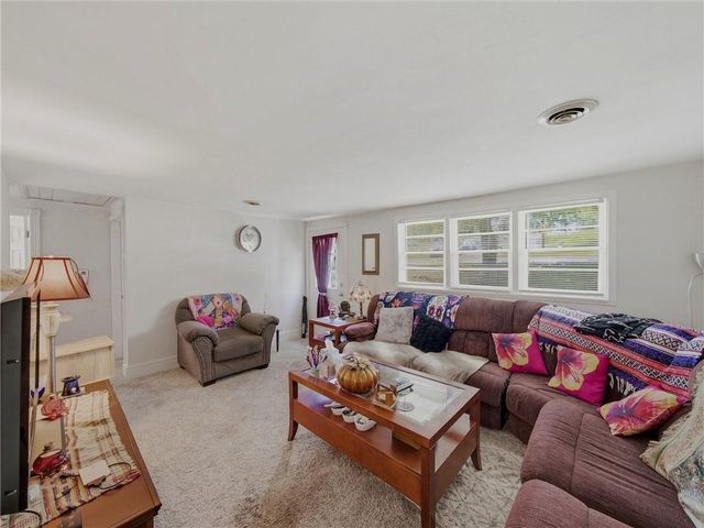 6509 River Road, Pleasant Valley, MO 64068