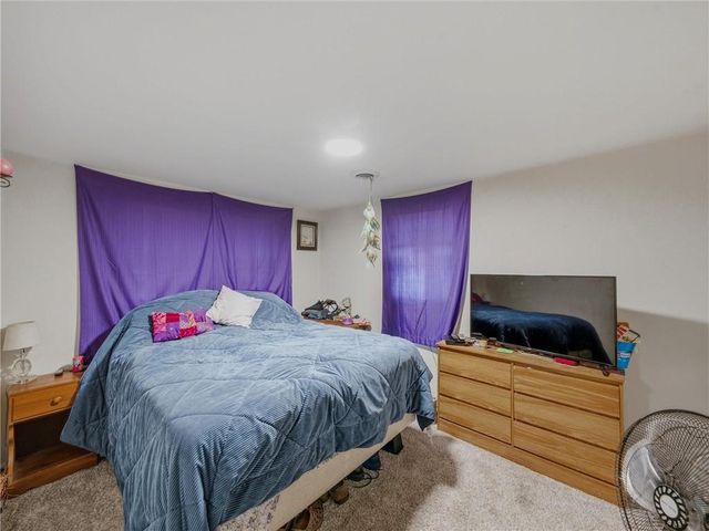 6509 River Road, Pleasant Valley, MO 64068