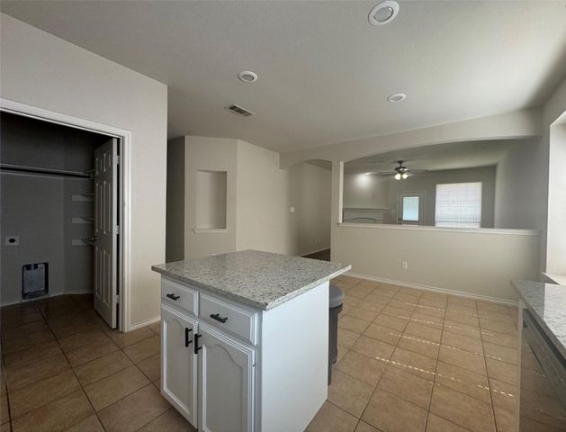 2136 Carlotta Drive, Fort Worth, TX 76177