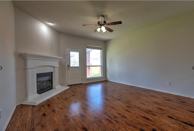 2136 Carlotta Drive, Fort Worth, TX 76177
