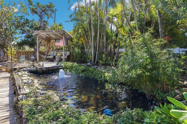 309 57TH STREET, Holmes Beach, FL 34217