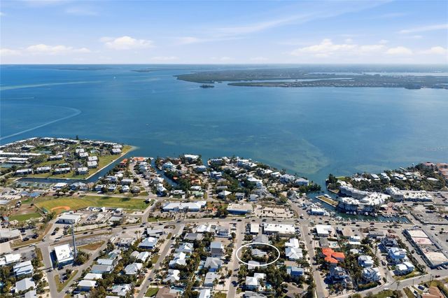 309 57TH STREET, Holmes Beach, FL 34217