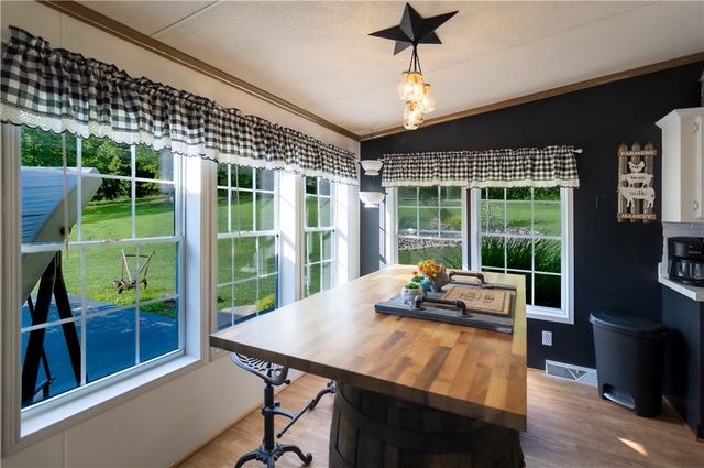 175 Warne Ln, South Franklin, PA 15301