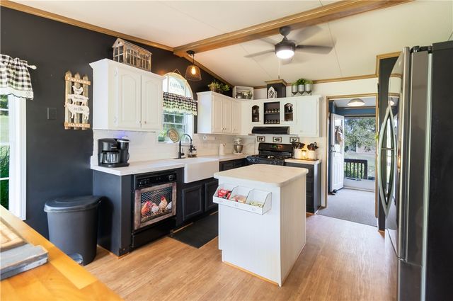 175 Warne Ln, South Franklin, PA 15301