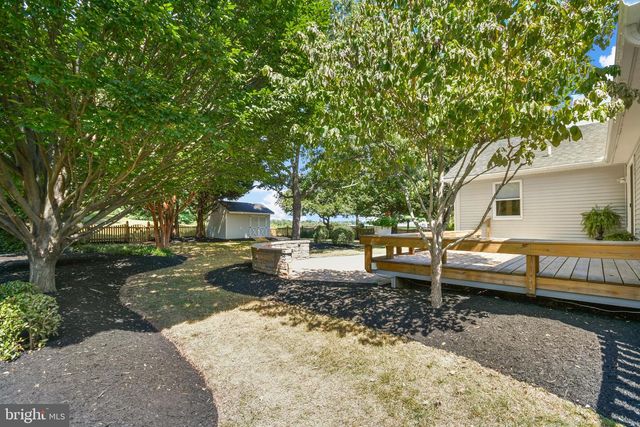 2021 CHAPEL CT, Frederick, MD 21702
