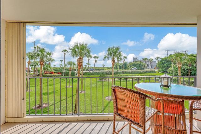 5055 N Highway A1a 205, Hutchinson Island, FL 34949