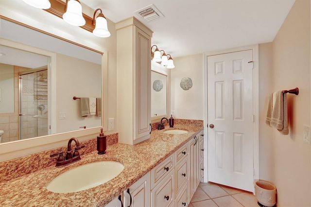 5055 N Highway A1a 205, Hutchinson Island, FL 34949