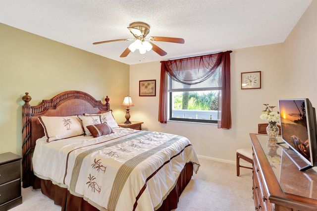 5055 N Highway A1a 205, Hutchinson Island, FL 34949