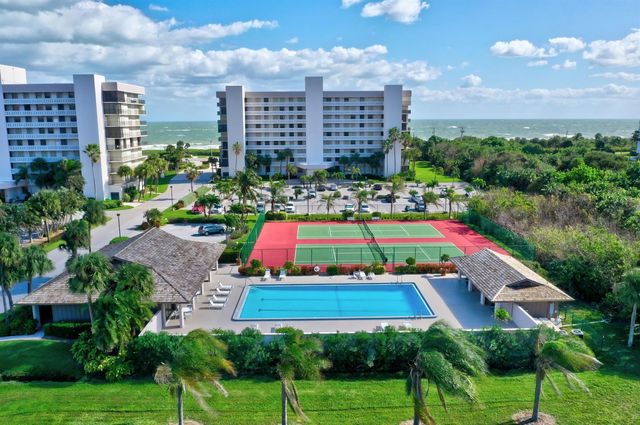 5055 N Highway A1a 205, Hutchinson Island, FL 34949