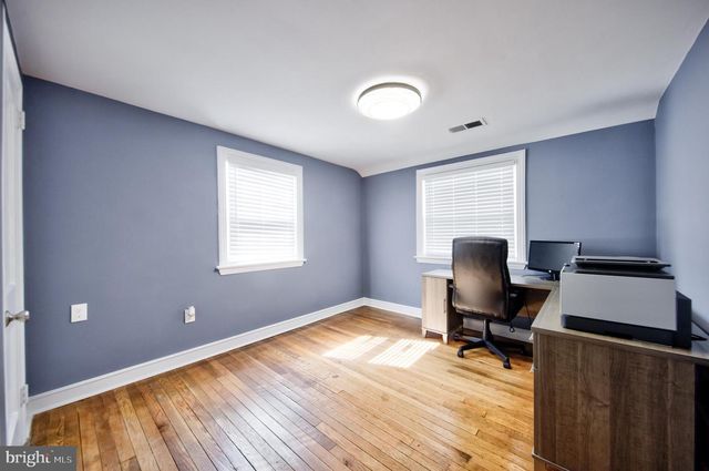 38 WAYNE AVE, Springfield, PA 19064